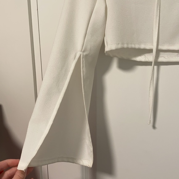 White Forever 21 blouse - Picture 3 of 4